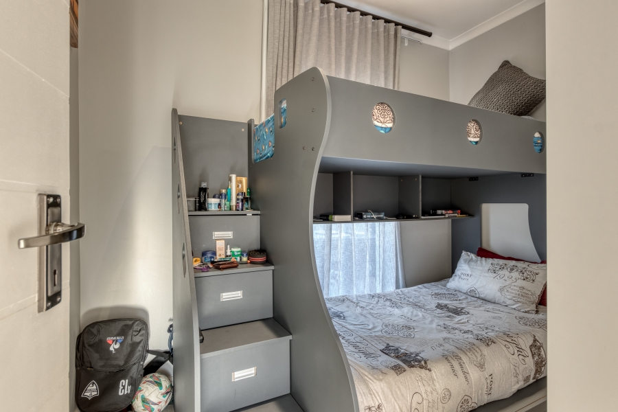 3 Bedroom Property for Sale in Aan de Wijnlanden Western Cape